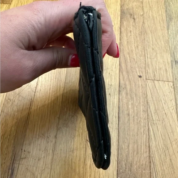 *last chance!!* Black zip wallet with ring - Picture 4 of 14